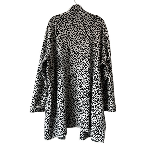 Cynthia Rowley Cardigan Black White Animal Print Open Front Shawl Collar Size 3X - Picture 5 of 11